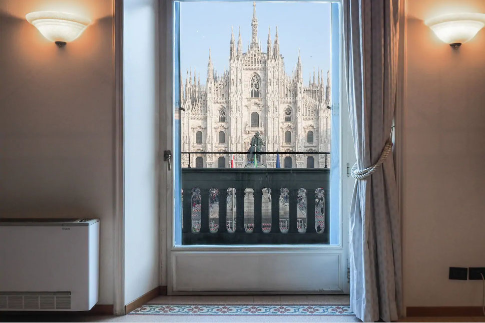 Loft di Cassiopea in stile classico con travi a vista a Milano per shooting