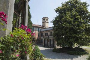 Dimora storica di Costantino in stile classico con mattoni rossi a Monza Brianza per foto, video ed eventi