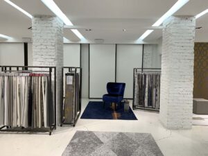 Spazio industriale di Phia in stile moderno con spazi total white a Milano per foto, video ed eventi