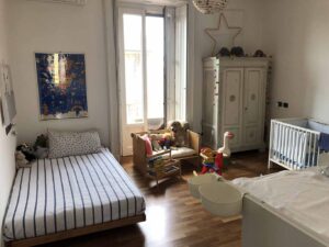 Appartamento di Rosario in stile contemporaneo con terrazza a Milano per foto e video