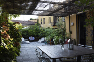 Loft moderno e vintage con terrazza a Milano per foto video eventi