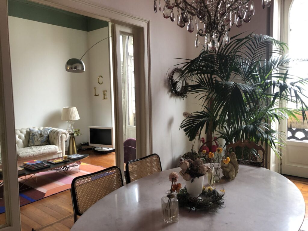 Appartamento verace con parquet a Milano per foto video eventi