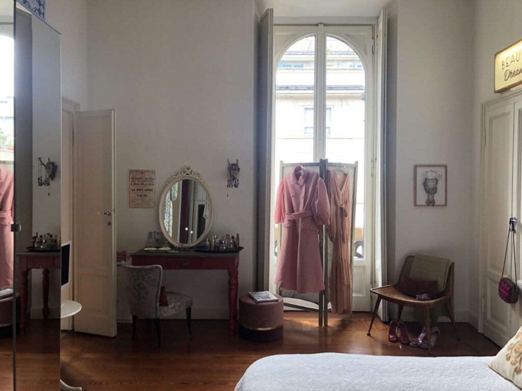 Appartamento verace con parquet a Milano per foto video eventi