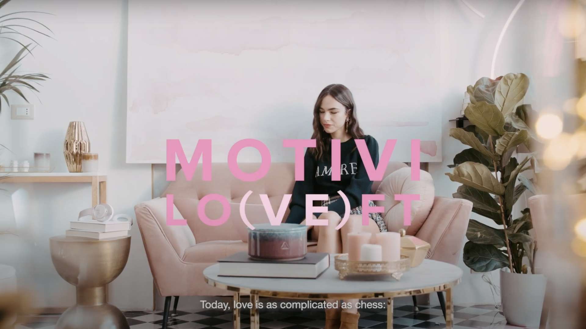 Lo spot Motivi nel loft di Marcelline